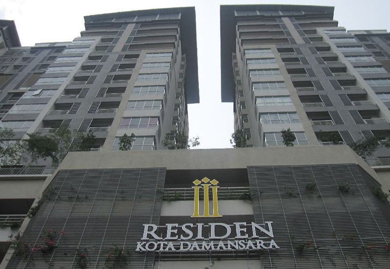 I Residence