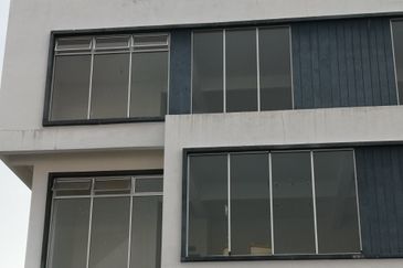 Ijok Bedong Semi-D Factory For Sale/Rent (Immediate Move in)