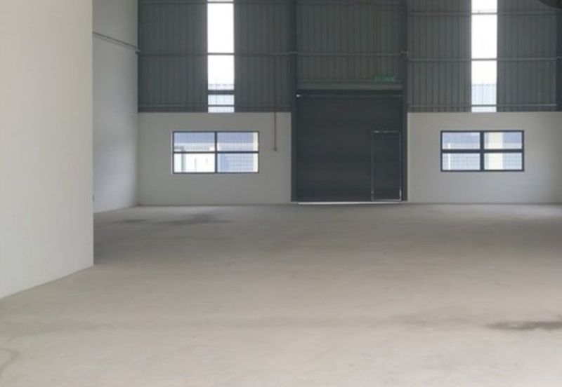 LEKAS 32 IND PARK,SEMENYIH SEMI-D FACTORY (CORNER)