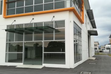 2-Sty Semi-D & Detached Factory For Sale/Rent