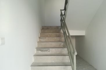 2-Sty Semi-D & Detached Factory For Sale/Rent