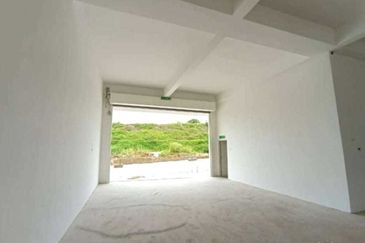 Sungai Gadut, Senawang