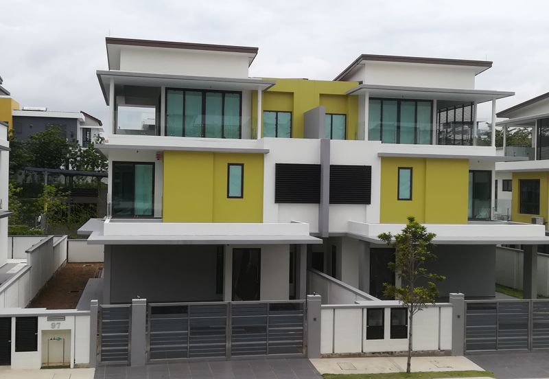 SAUJANA DUTA @ S2 HEIGHTS