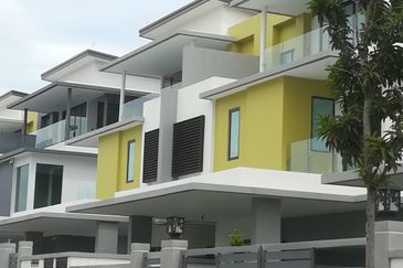 SAUJANA DUTA @ S2 HEIGHTS