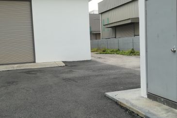[NICE UNIT] Taman Industri Bukit Badong, Ijok Selangor For Rent , Built up 7,900 sf