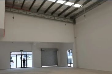 [NICE UNIT] Taman Industri Bukit Badong, Ijok Selangor For Rent , Built up 7,900 sf