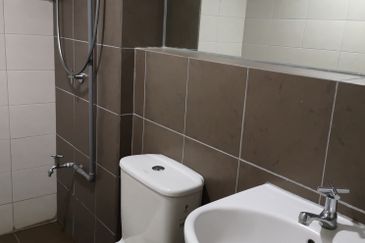 Midfields Condominium