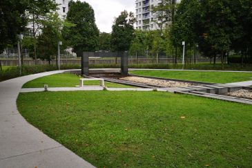 SHORT TERM ROOM /CONDO RENT- 1 Mth, 3 Mths, 6 Mths Or Longer] M Condo, Sungai Besi/Kuchai Lama KL [YEAR END STAY]