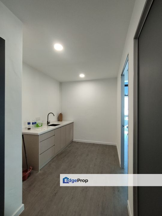 VALUE BUY !!! Oval Damansara Furnished Office (1579sf), Furnished, High Level !!, Kuala Lumpur, Taman Tun Dr Ismail