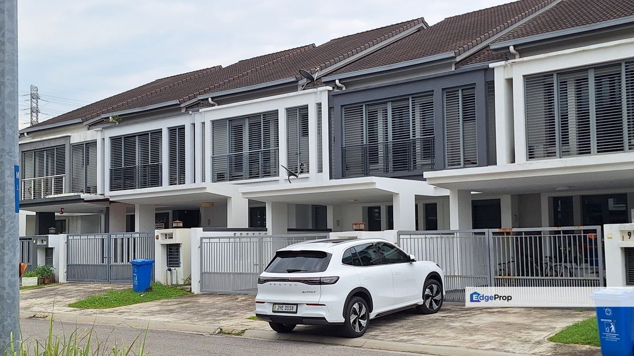 Alam Impian, Shah Alam 2sty superlink (Aquina) 24x80 Sale, Selangor, Shah Alam