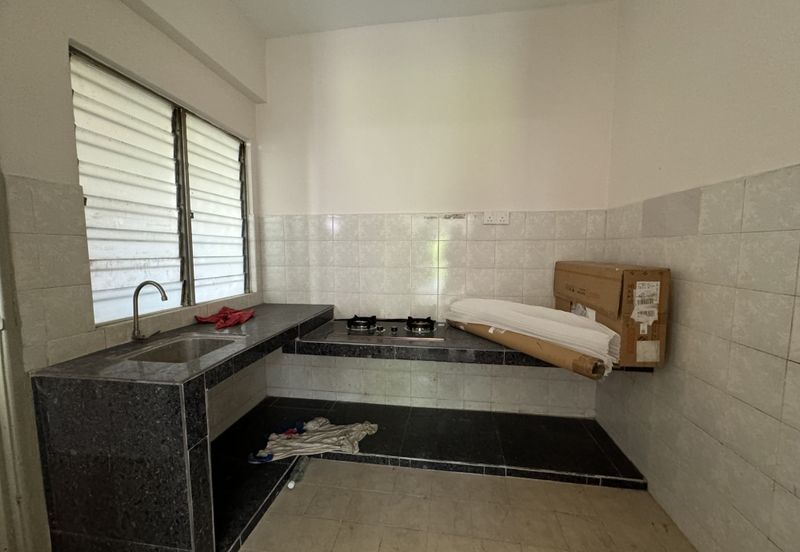 Medan Putra Condominium