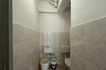 Medan Putra Condominium