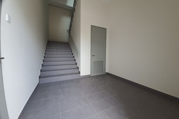 Brand New 3-Storey Semi-D Factory for Rent