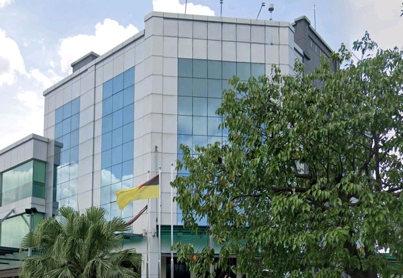 Below Market 100% Tenanted with 6% ROI