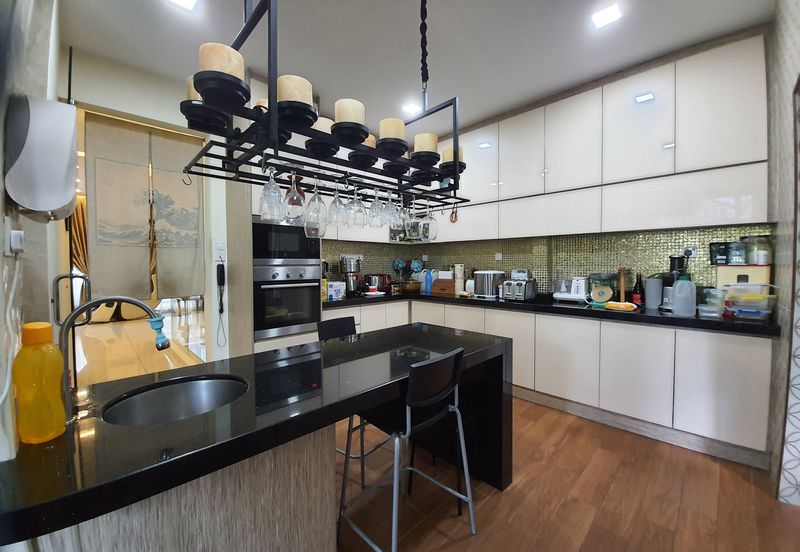 Saville @ The Park - Twin Villa