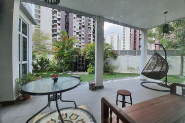 Saville @ The Park - Twin Villa