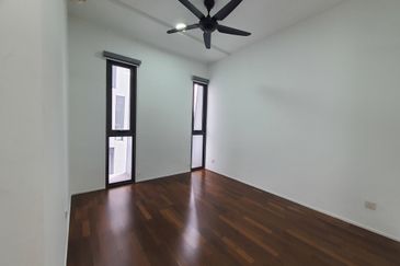 The Capers Sentul East