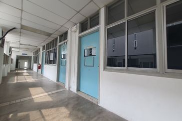 Rare Freehold Education Block with Wide Frontage 