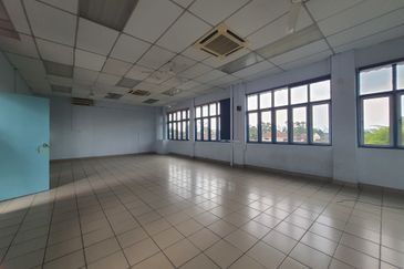 Rare Freehold Education Block with Wide Frontage 