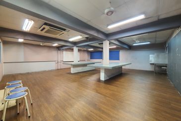 Rare Freehold Education Block with Wide Frontage 