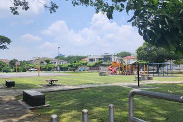 Seksyen 2, Petaling Jaya