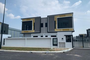 Brand New Semi-D in Puncak Alam
