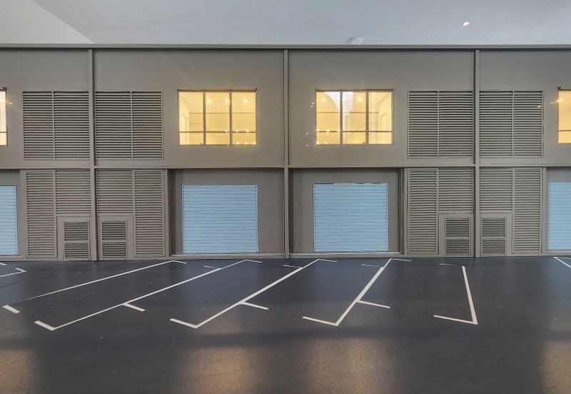 Temu Business Centre, City of Elmina