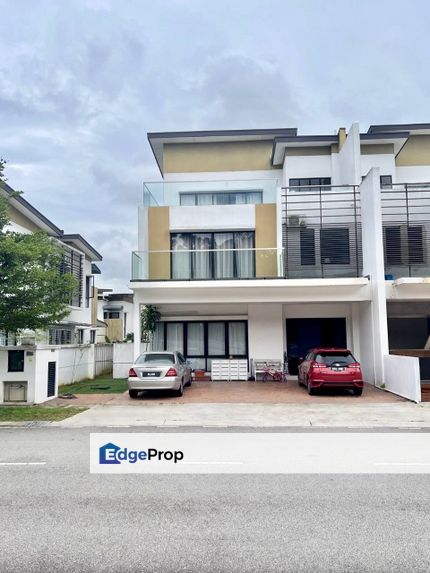 Triple Storey Semi Detached House, Taman Anggun 3, Rawang, Selangor , Selangor, Rawang
