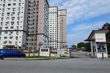 Bandar Country Homes