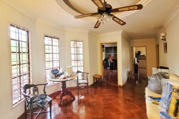 Double Storey Bungalow, Jalan Cecawi 6/5, Kota Damansara