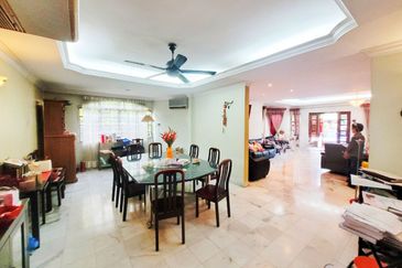 Double Storey Bungalow, Jalan Cecawi 6/5, Kota Damansara