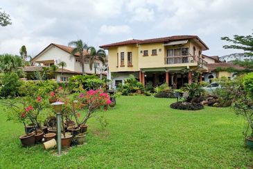 Double Storey Bungalow, Jalan Cecawi 6/5, Kota Damansara