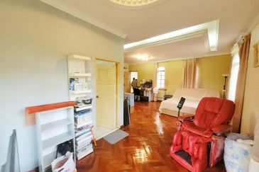 Double Storey Bungalow, Jalan Cecawi 6/5, Kota Damansara