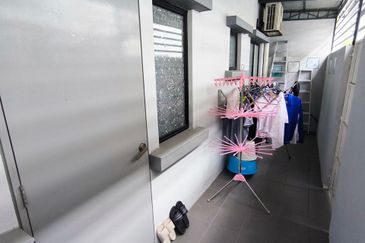 Evira @ Warisan Puteri