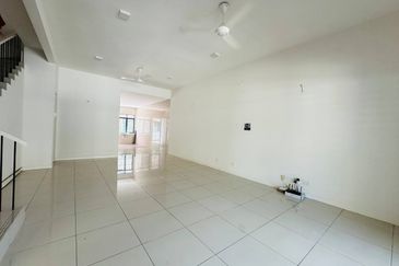 Avista @ Warisan Puteri