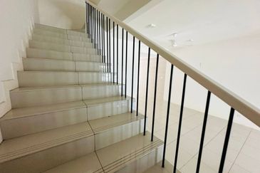 Avista @ Warisan Puteri