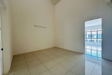 Avista @ Warisan Puteri