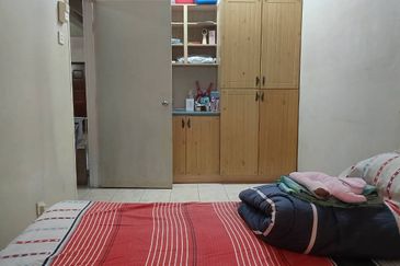 Double Storey Terrace House, Jalan Serambi @ Bukit Jelutong