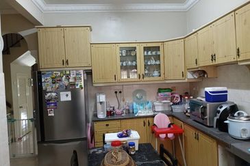 Double Storey Terrace House, Jalan Serambi @ Bukit Jelutong