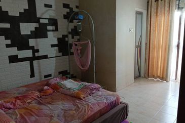 Double Storey Terrace House, Jalan Serambi @ Bukit Jelutong