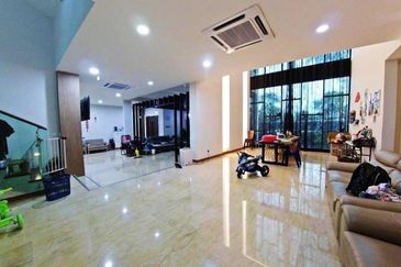 Taman Sri Hijau ( New Green Park )