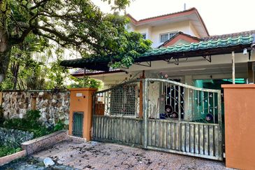 Bandar Country Homes