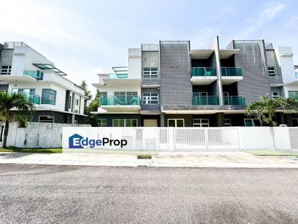 2.5 Storey Semi Detached House, Beringin Avenue, Bandar Tun Hussein Onn, Selangor, Cheras South