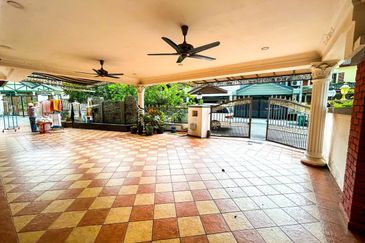 Bandar Tun Hussein Onn