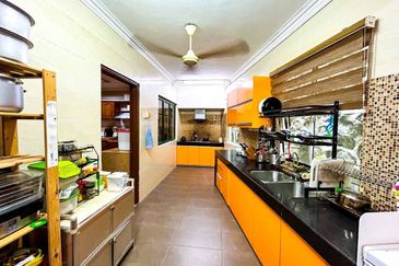 Bandar Tun Hussein Onn