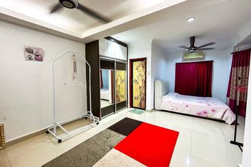 Bandar Tun Hussein Onn