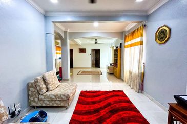 Bandar Tun Hussein Onn