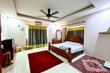 Bandar Tun Hussein Onn