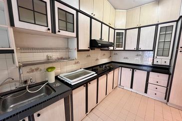 Bandar Menjalara (Desa Seri Mahkota)