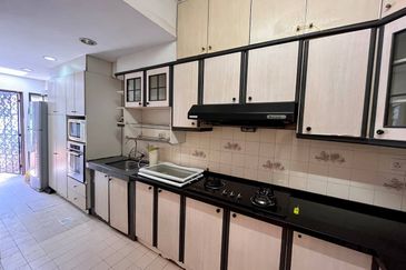 Bandar Menjalara (Desa Seri Mahkota)